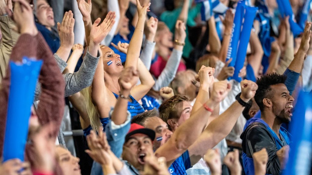 10 Best Places to Watch Sports